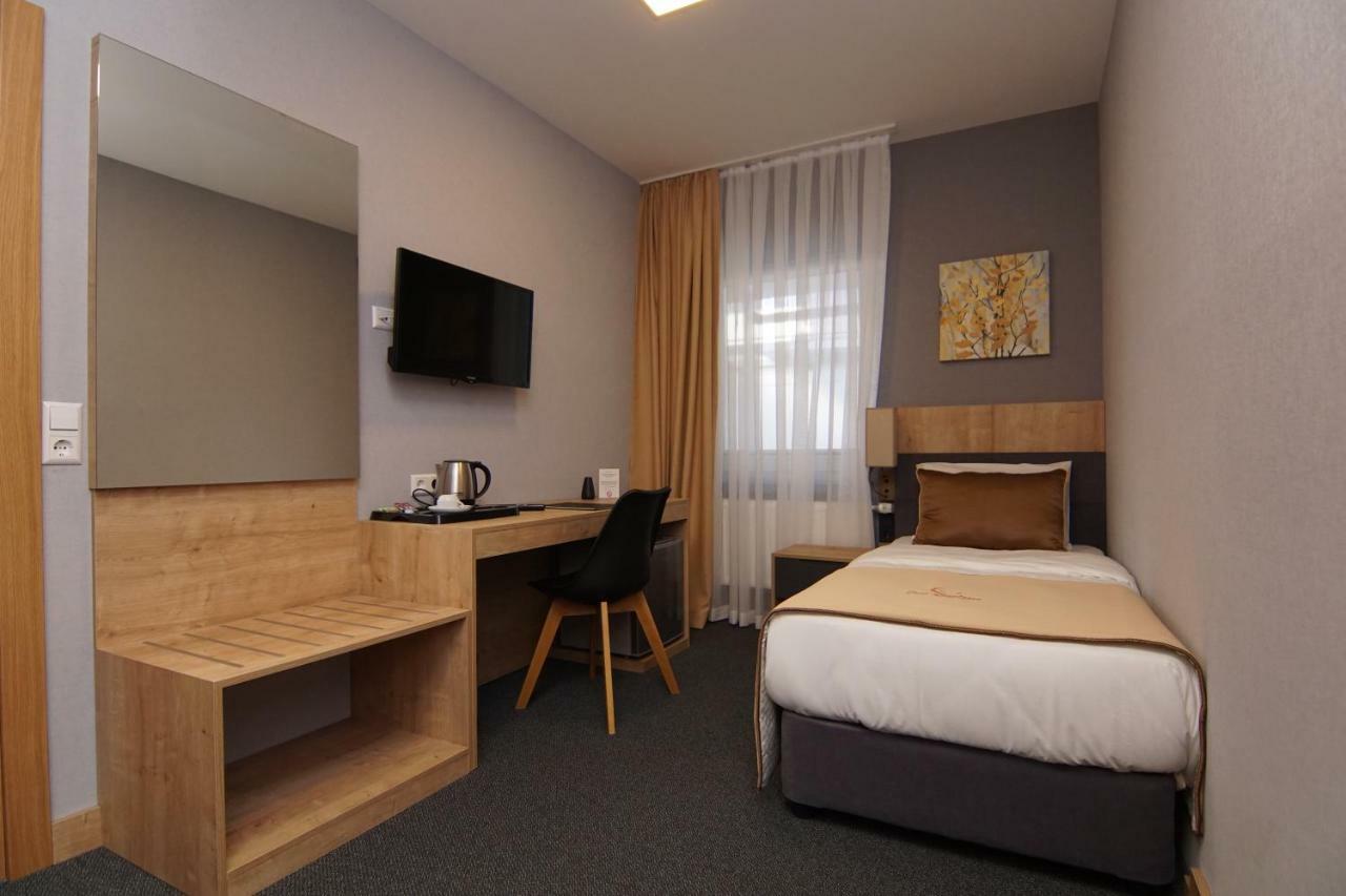 Casa Constanza Hotel Garni Friedrichshafen Bagian luar foto